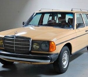Mercedes Benz W123 1978-1986 200T, 230T, 230TE, 250T, 280TE, 240TD, 300TD Wagon, Carpet Kit (Wagon) Interior and Cargo Area RHD or LHD-0